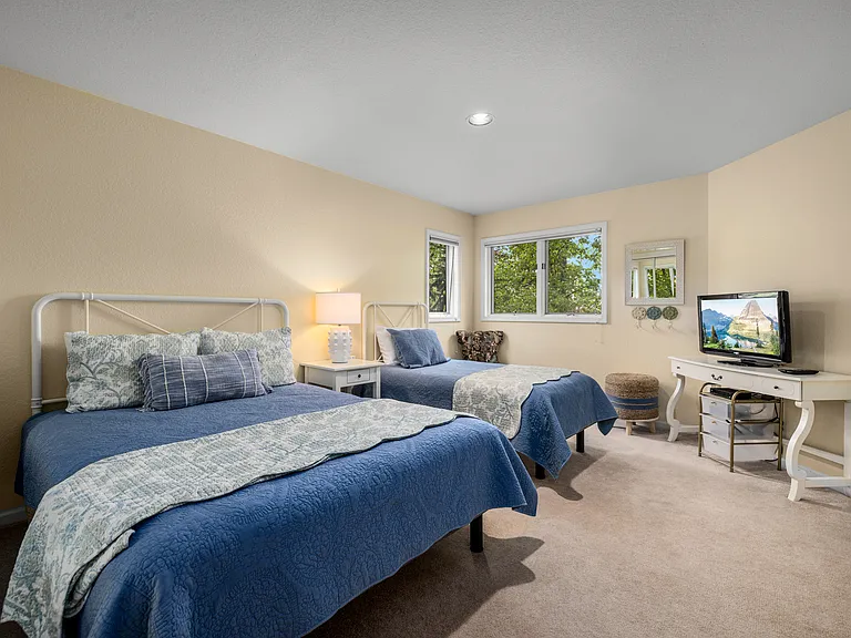 1750 E Lakeshore Dr #151 — Photo 4