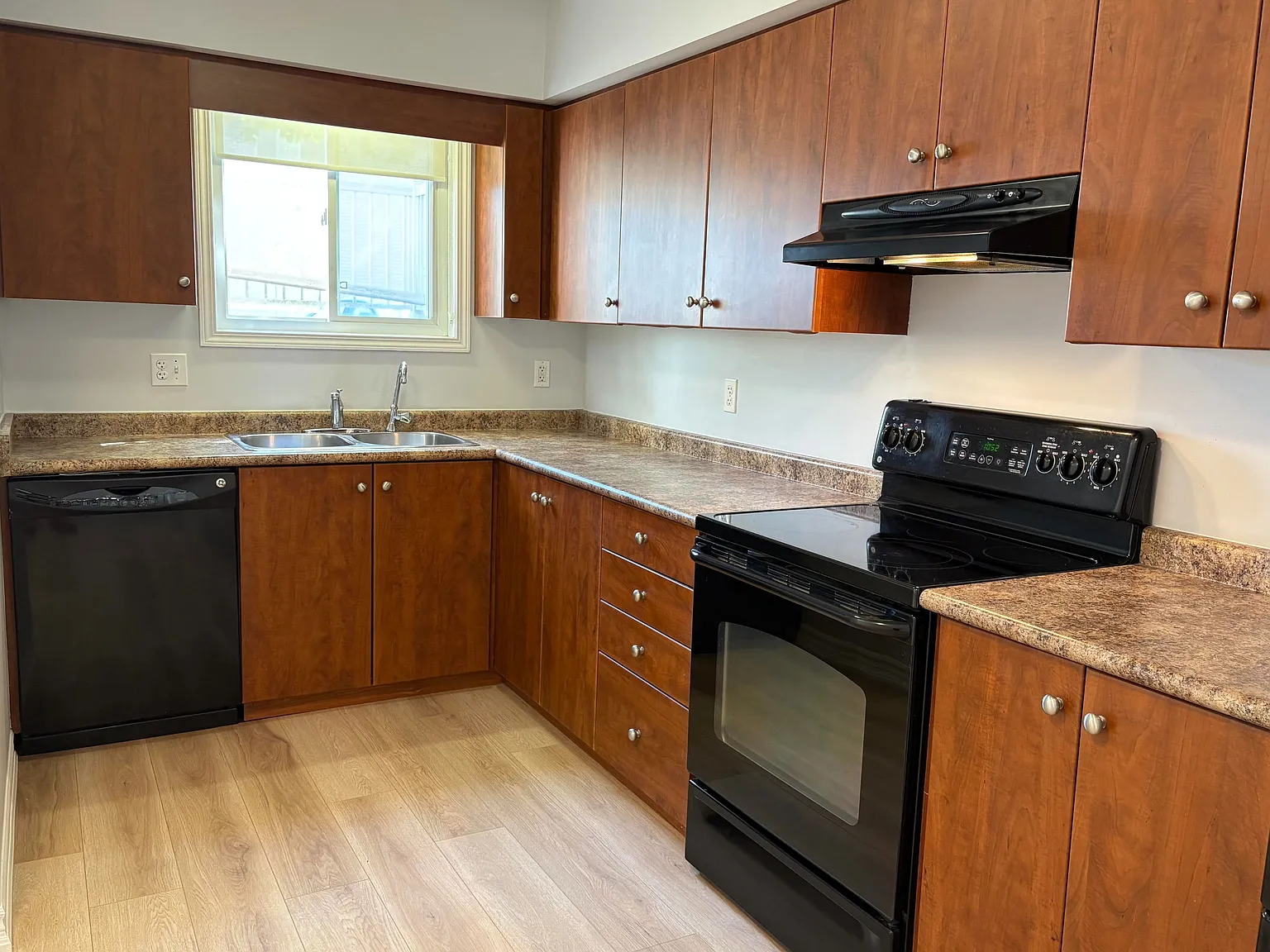1 bed, $1,800 — Photo 4