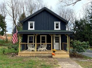 11 McCune Pl, Wurtsboro, NY 12790