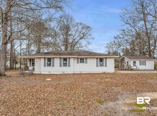 610 W 7th St, Bay Minette, AL 36507