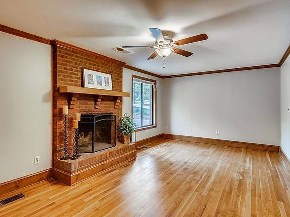 5th image of 352 Wingo St