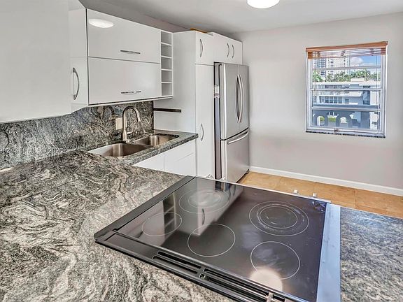 3rd image of 3199 S Ocean Dr APT 406