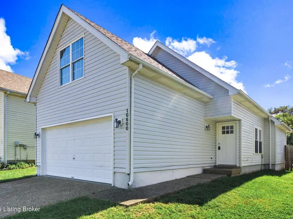 10600 Pinoak View Dr, Louisville, KY 40299