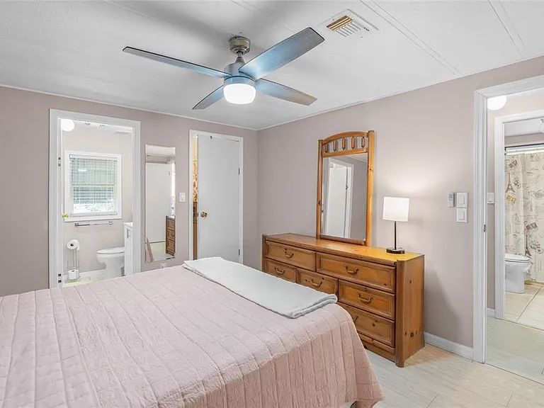 925 Iglesia Dr — Photo 15