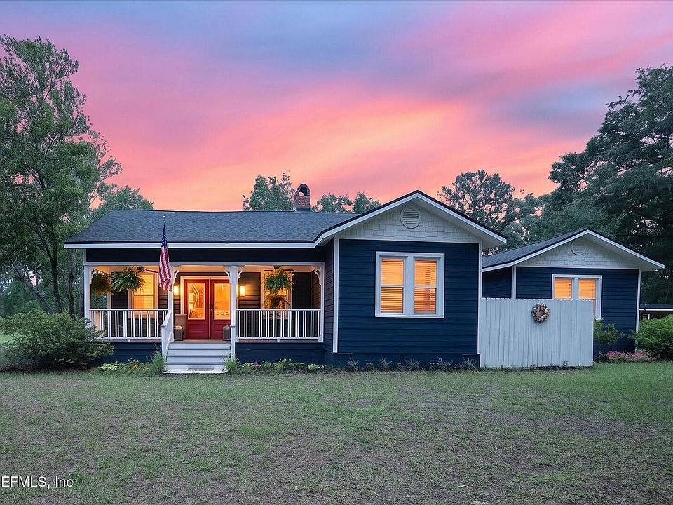 1st image of 28180 LAKE HAMPTON Road