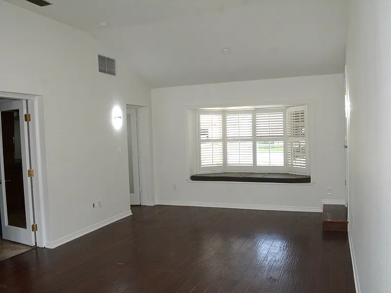 1680 Palmer Ave — Photo 11