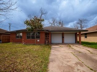 1904 Edgehill Rd, Pasadena, TX 77502