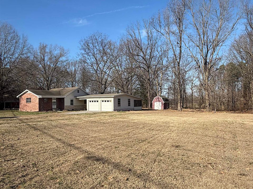 1st image of 220 W Oaklawn Dr