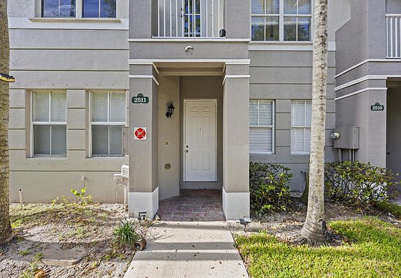 2nd image of 2511 Shoma Drive