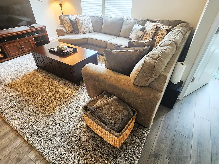 2065 Hinshaw Dr — Photo 9