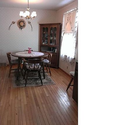 3rd image of 184 Burmon Dr