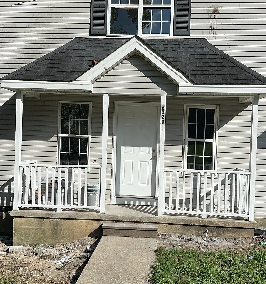 3 bed, 1170 sqft, $1,100 — Photo 1
