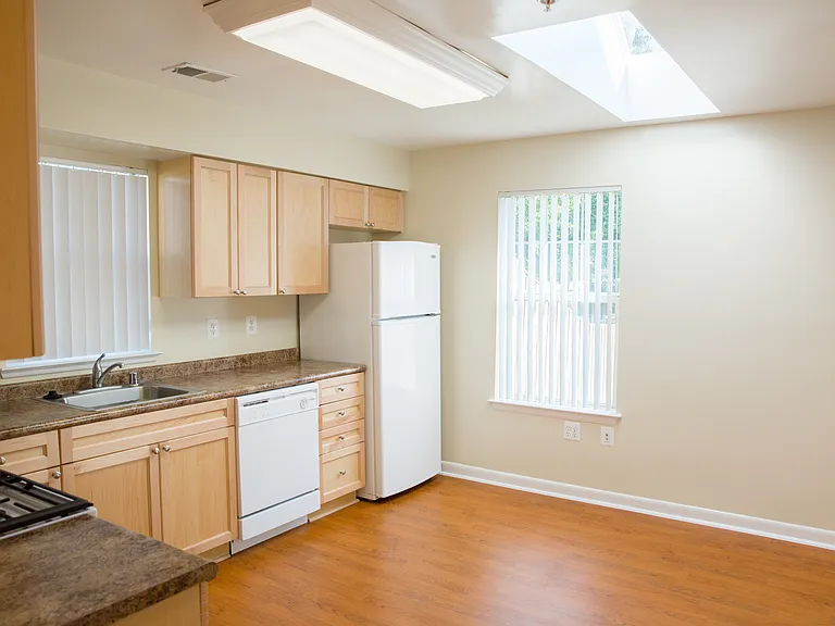 Bellevue - Liberty Military Housing — Photo 34