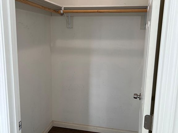 2nd image of 10009 N El Dorado Ave