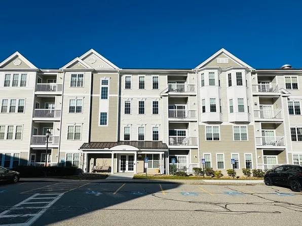 107 Clocktower Dr #405, Waltham, MA 02452