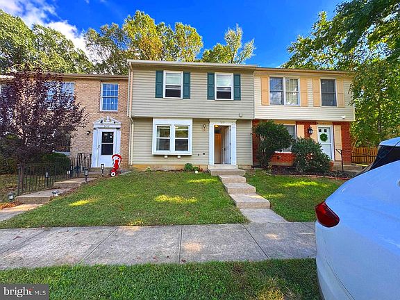 2nd image of 3615 Wharf Ln