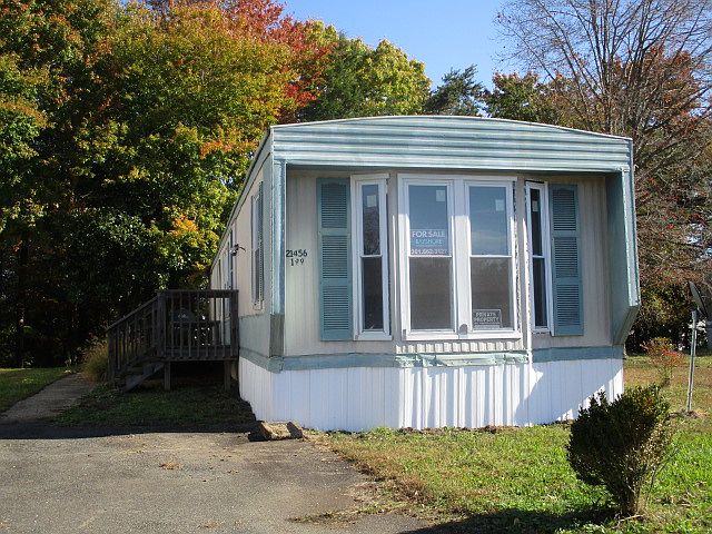 1st image of 21456 Sydney Dr