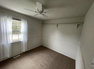 98 Greenwich Dr #4, Mount Holly, NJ 08060