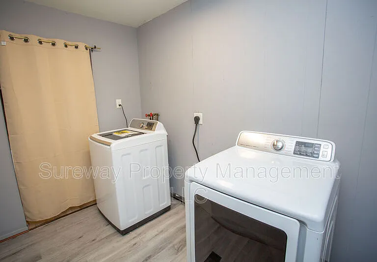 16 Radnor Ct — Photo 37