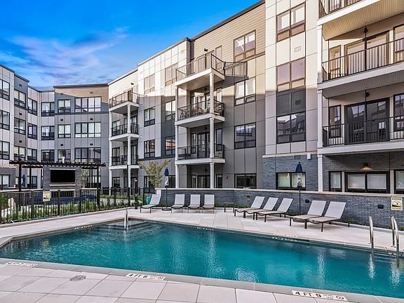 5th image of 3 Park Ave #1408