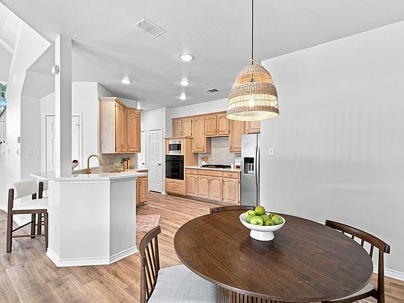 3rd image of 8716 Falls Rd