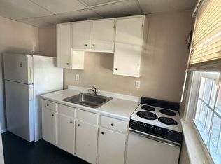 111 Main St #7, Kingston, NH 03848