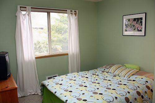 Good sized bedroom #2