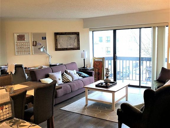 2nd image of 1317 N Beacon St #322F