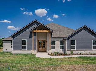 110 Bluegrass Trl, Springtown, TX 76082