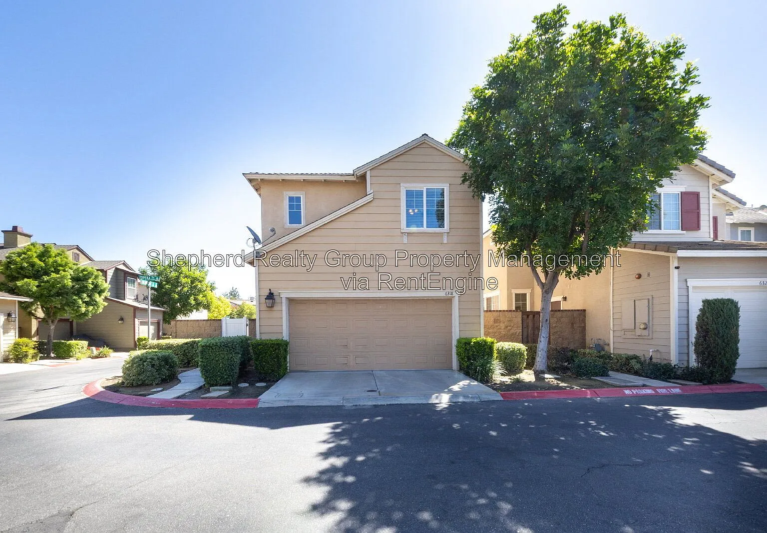 3 bed, 2.5 bath, 1550 sqft, $3,000 — Photo 2