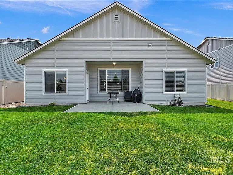 2934 W Silver Riv — Photo 29