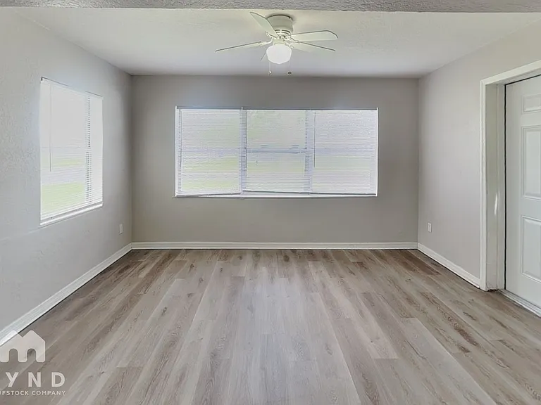 1532 Mable Butler Ave — Photo 9