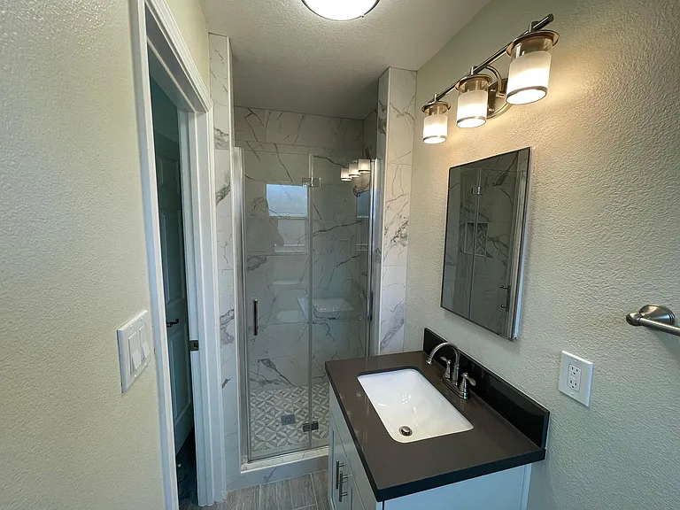 4587 El Cajon Ave — Photo 10