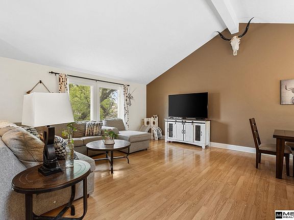 3rd image of 2122 N 121st St