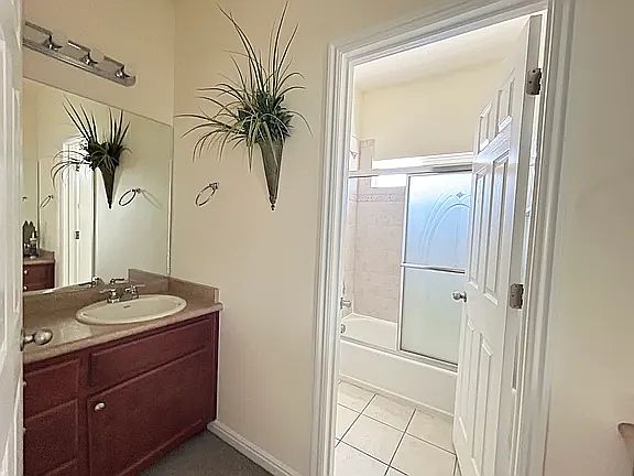 3rd image of 5665 W Piney View Ct