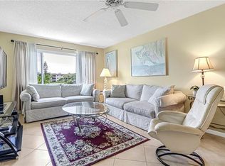 1010 Manatee Rd APT B203, Naples, FL 34114