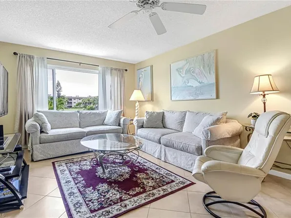 1010 Manatee RD #B203, NAPLES, FL 34114
