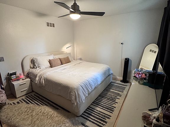 5th image of 2924 Coho St #2924