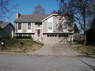 15312 W 152nd St, Olathe, KS 66062