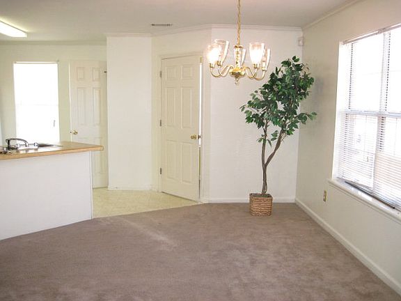 5th image of 2006 Bassford Dr