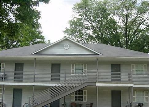 1st image of 20 Bourne Ave APT 3