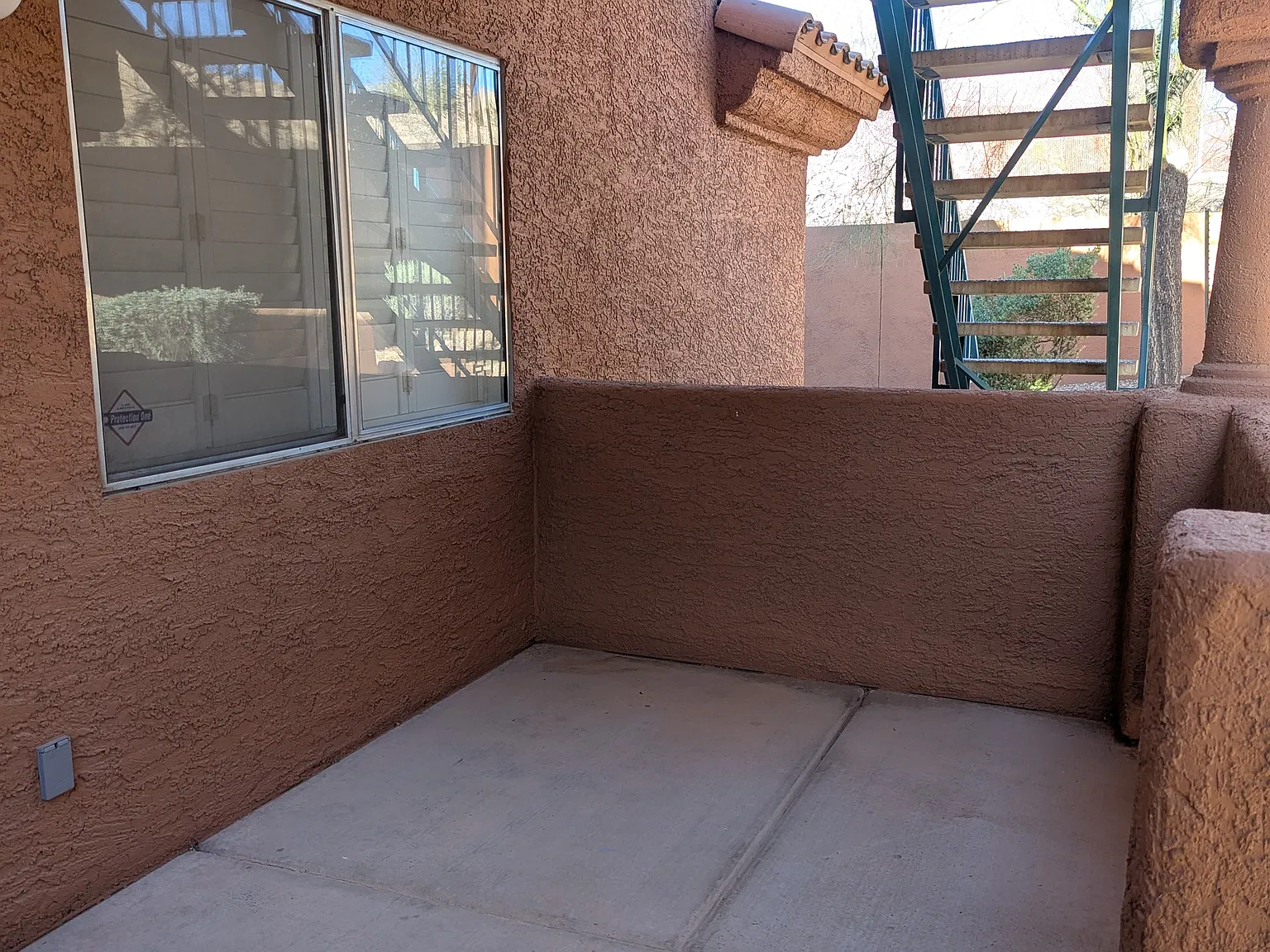 2 bed, 996 sqft, $1,150 — Photo 2