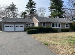 10 Laurel Rd, West Springfield, MA 01089
