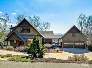 24 Bridle Path Rd, Asheville, NC 28804