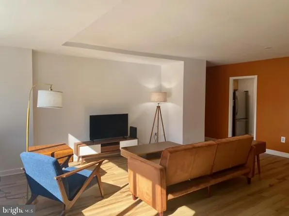 1121 Arlington Blvd APT 743, Arlington, VA 22209