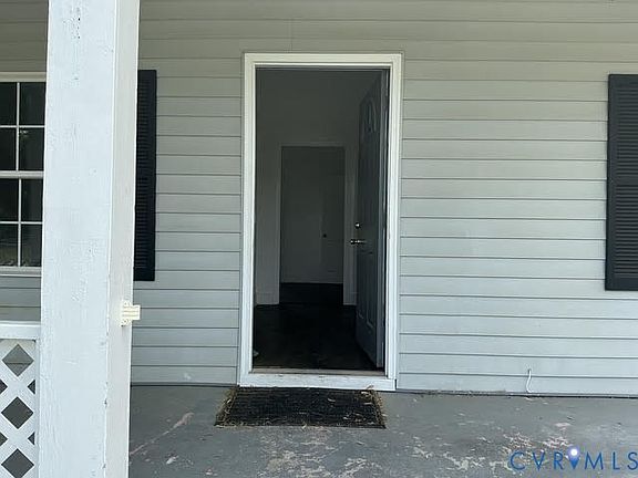 3rd image of 102 Culpeper Ave