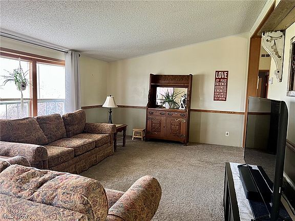 4th image of 491 Township Road 462