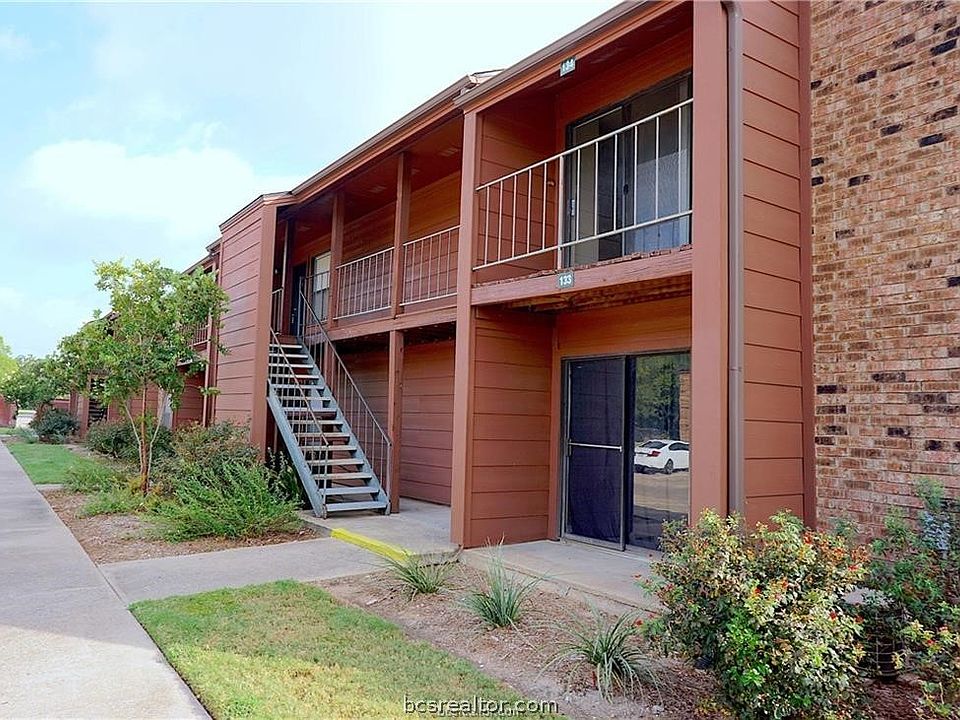 1st image of 904 University Oaks #137