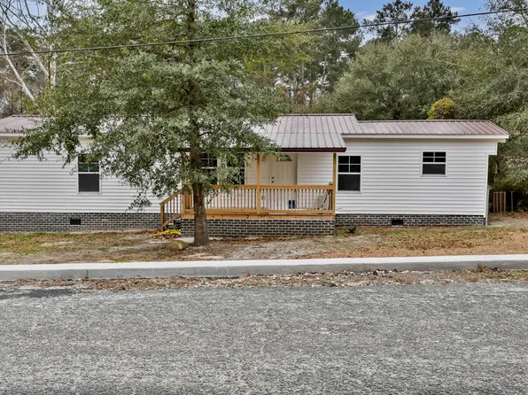 152 Robin Rd, Lexington, SC 29073