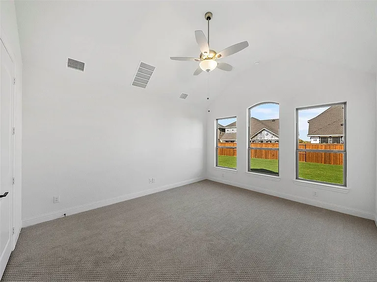 4280 Mill Pond Dr — Photo 19